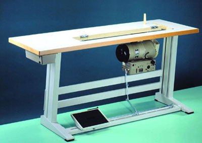 Bancada Carcano Egidio para máquinas de brazo largo para máquina de coser industrial