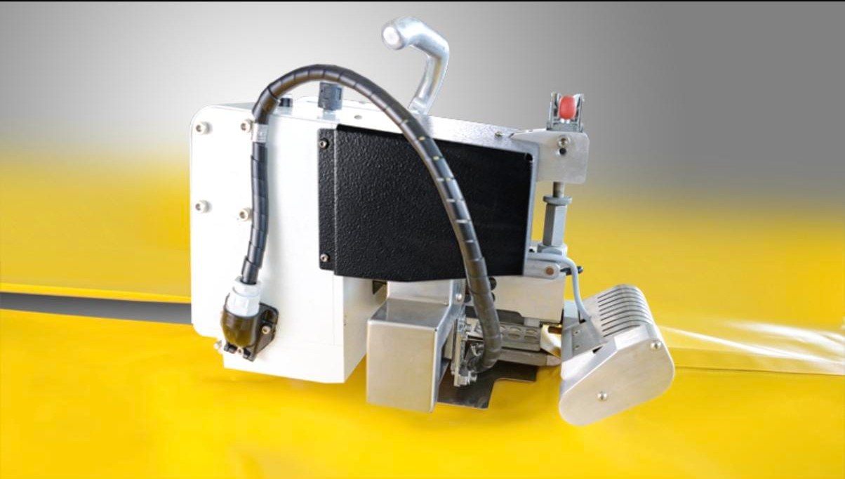 Soldadora por cuña térmica PFAFF 8362 para fabricar cubiertas de piscina